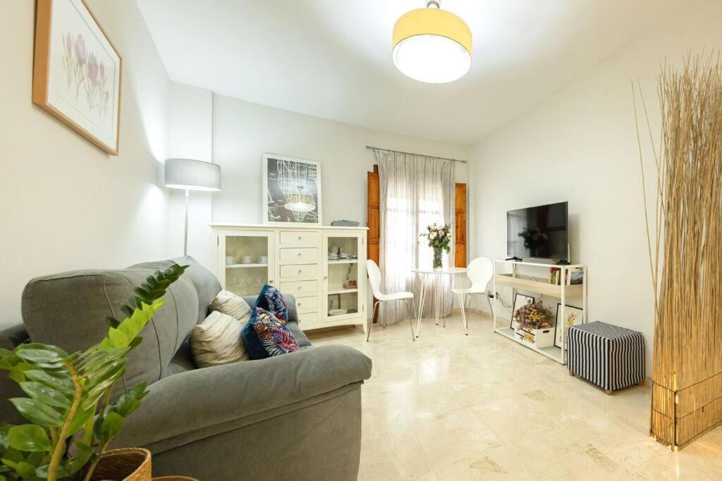 Pajaritos Center Suite By Valcambre Seville Ngoại thất bức ảnh