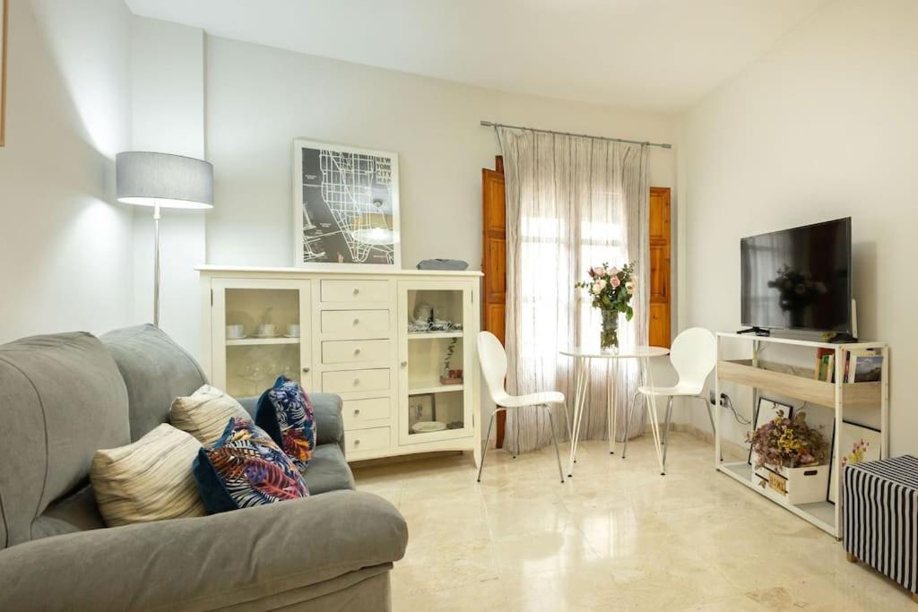 Pajaritos Center Suite By Valcambre Seville Ngoại thất bức ảnh
