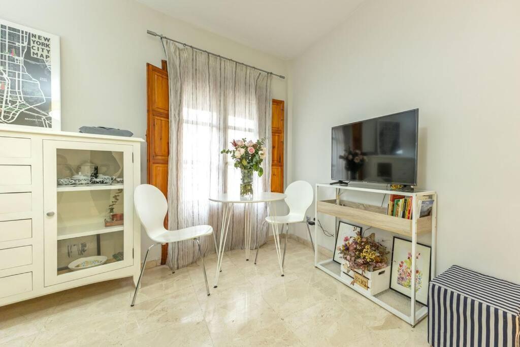 Pajaritos Center Suite By Valcambre Seville Ngoại thất bức ảnh